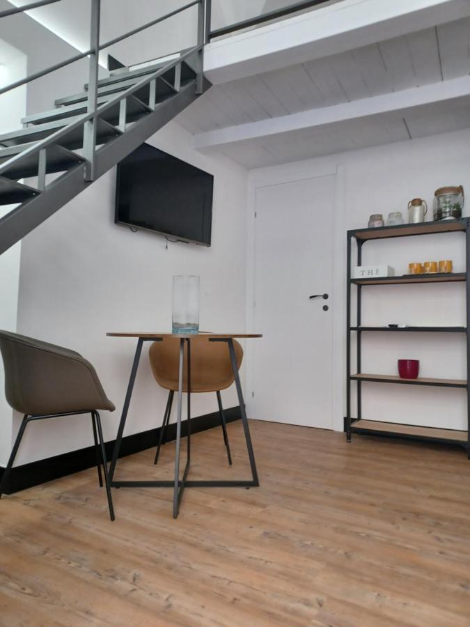 All'1 Di Rajno' Relaxing Aparthotel 莱切 外观 照片