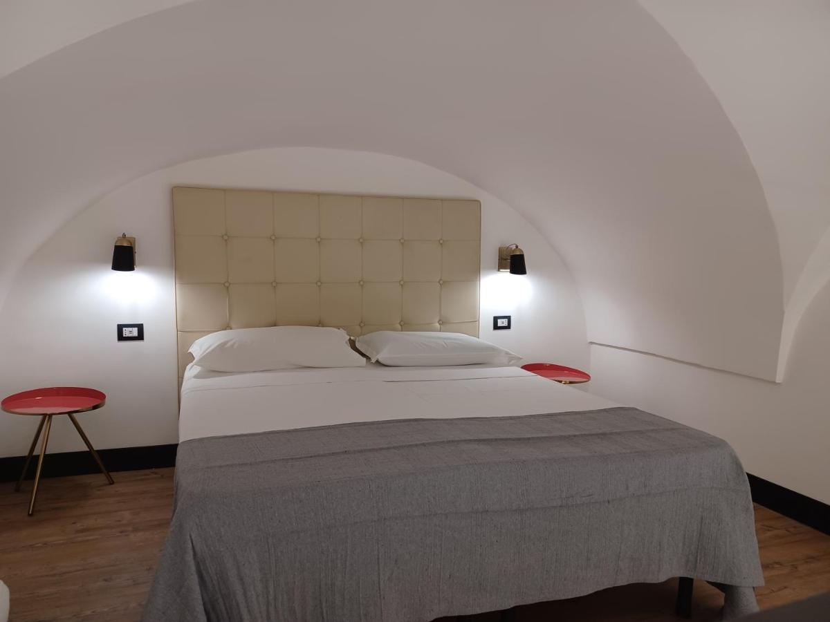All'1 Di Rajno' Relaxing Aparthotel 莱切 外观 照片